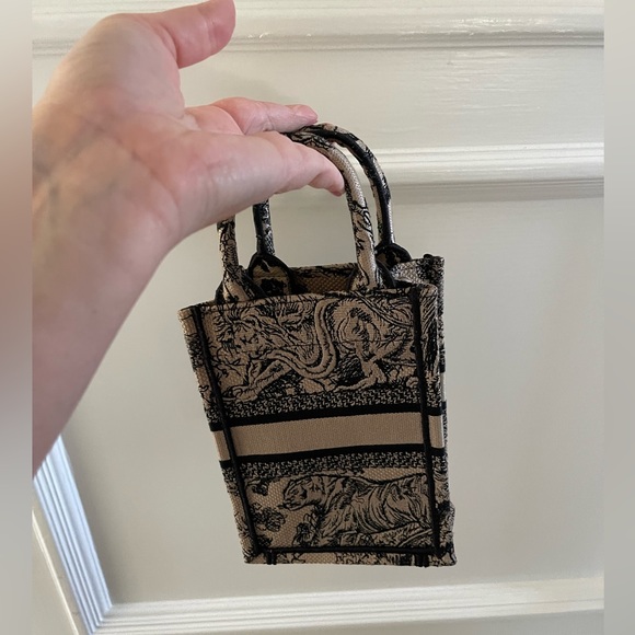 Christian Dior Toile de Jouy Reverse Embroidered Mini Book Tote Phone Bag - Picture 4 of 10